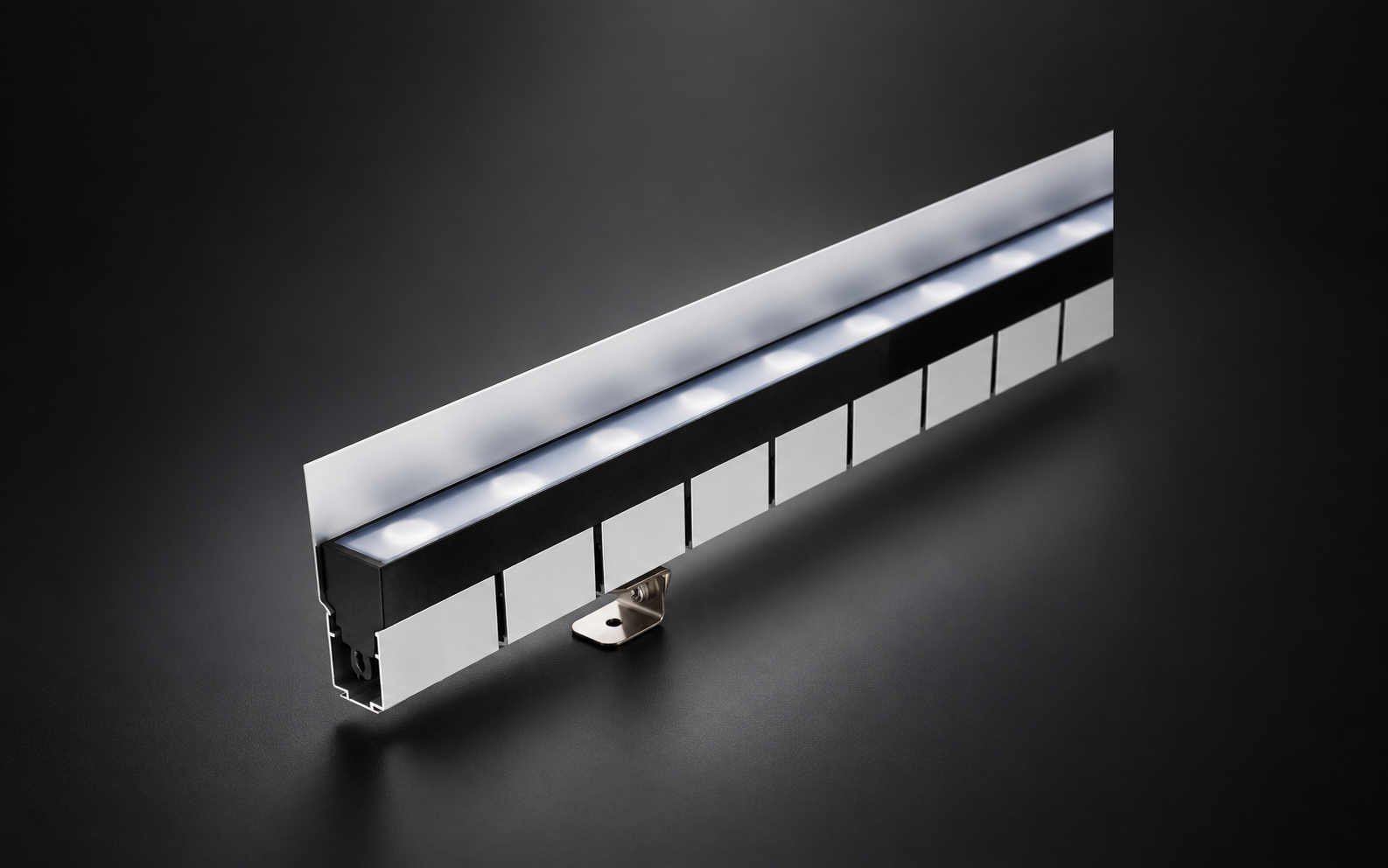FlexWash-E – Commercial Flexible LED Wall Washer